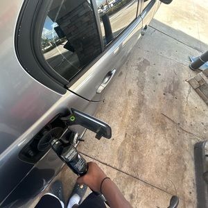 Meet your Posher, Ehron